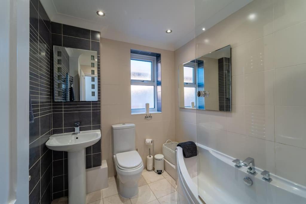A Beautiful And Stylish 2 Bed Flat Close To Beach Bournemouth Kültér fotó