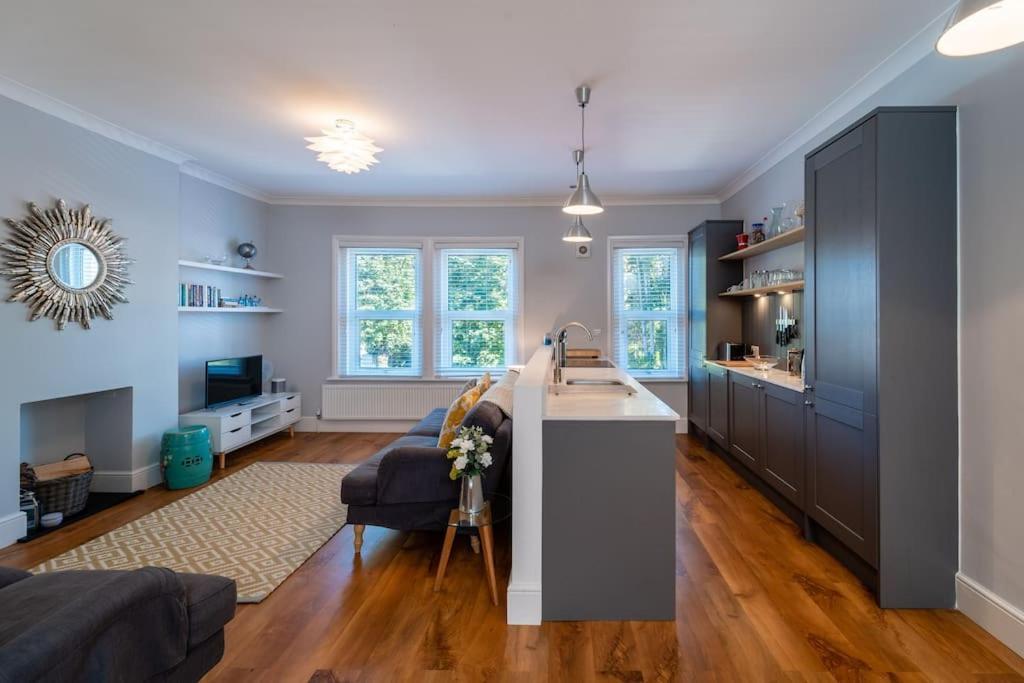 A Beautiful And Stylish 2 Bed Flat Close To Beach Bournemouth Kültér fotó